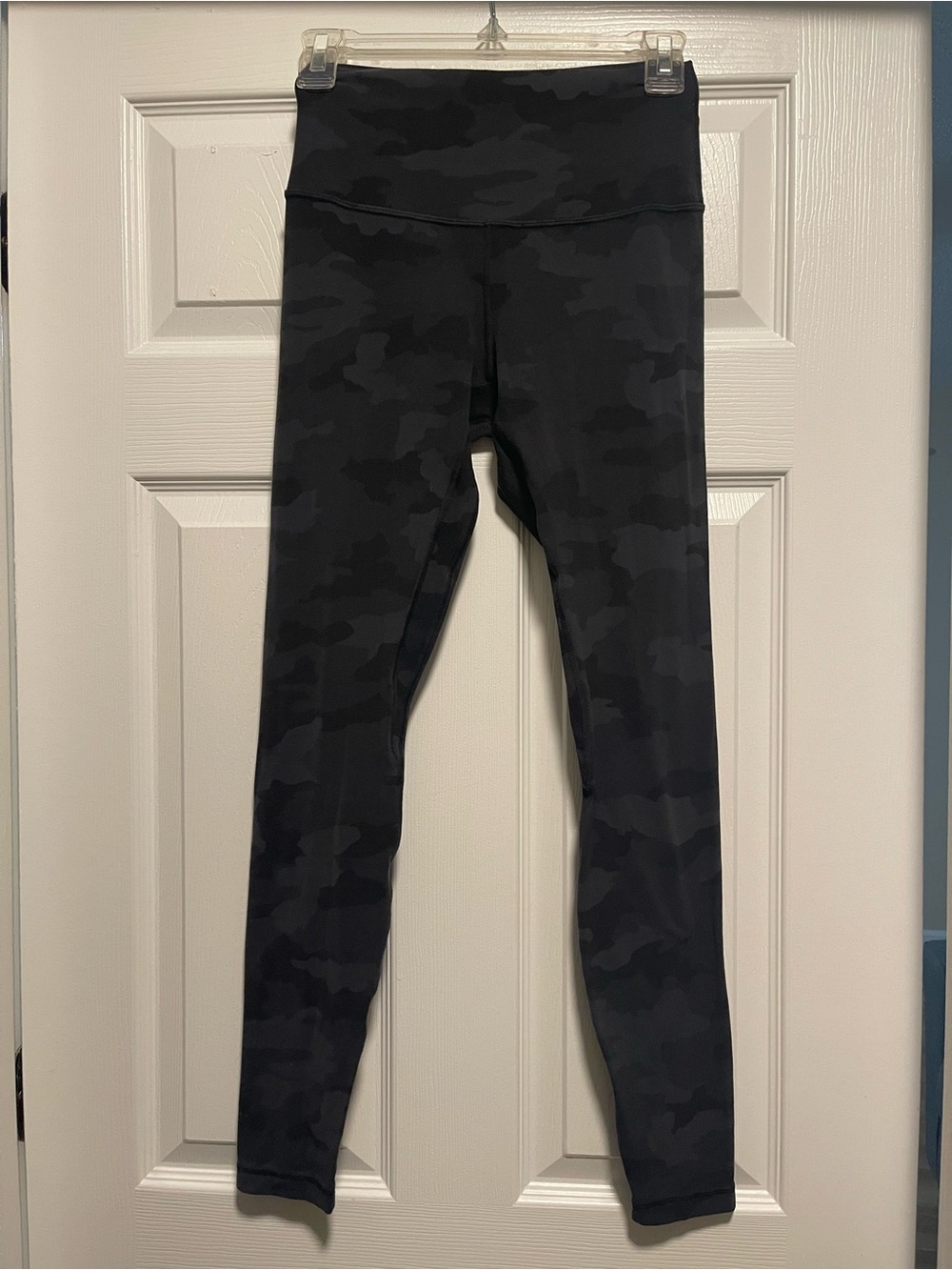 Lululemon Align High-Waist Black Deep Heritage Multi-Camo Leggings 28” size 6